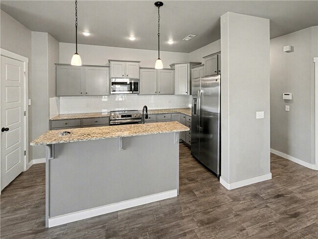 Building Photo - 396 N Torc Ln