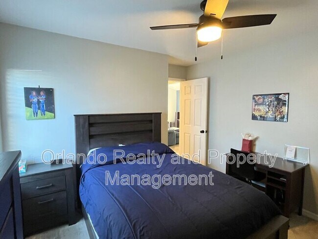 Building Photo - 947 Wages Way