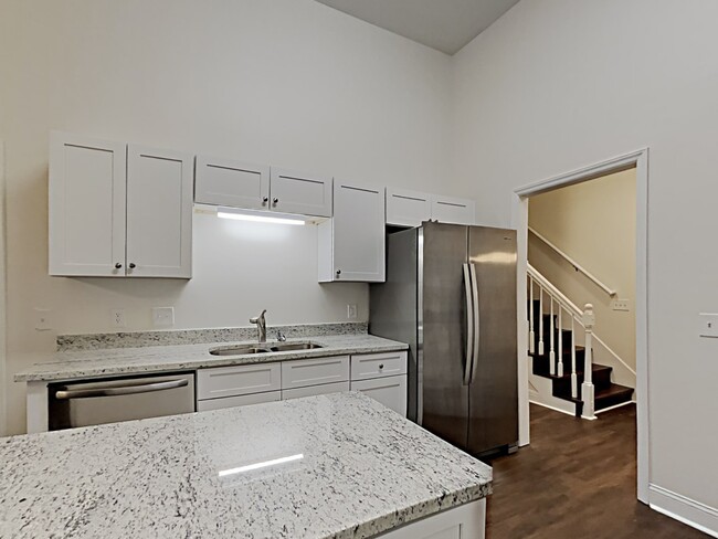 Building Photo - 2302 Amber Glen Dr