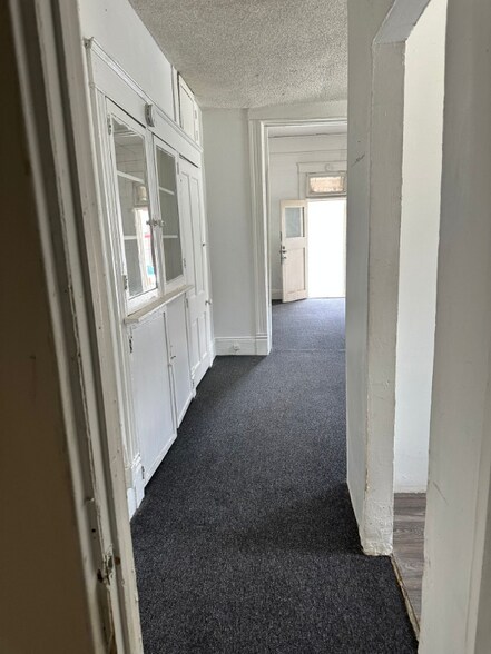 Building Photo - 1100 Myrtle Ave