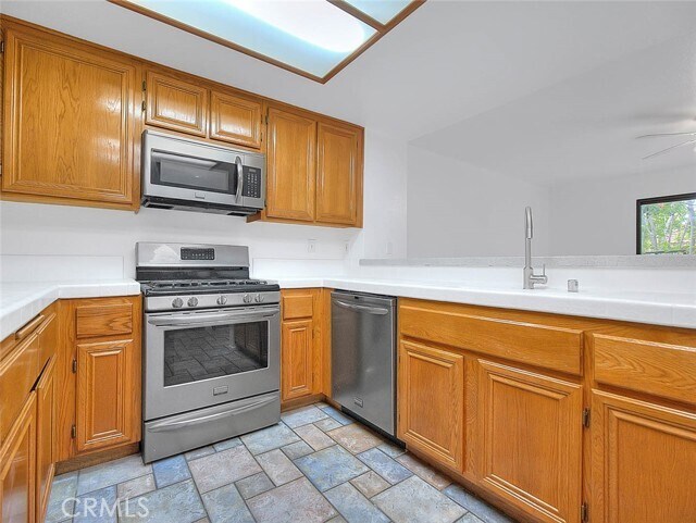 Building Photo - 1548 Vallecito Dr
