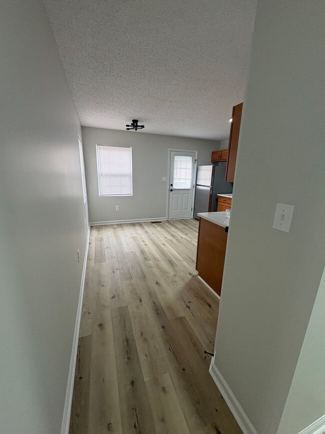 Building Photo - Modern Comfort Meets Peaceful Living – Only $1,600/mo! ?