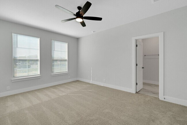 Building Photo - 3 Bedroom 2.5 Bath Townhome!