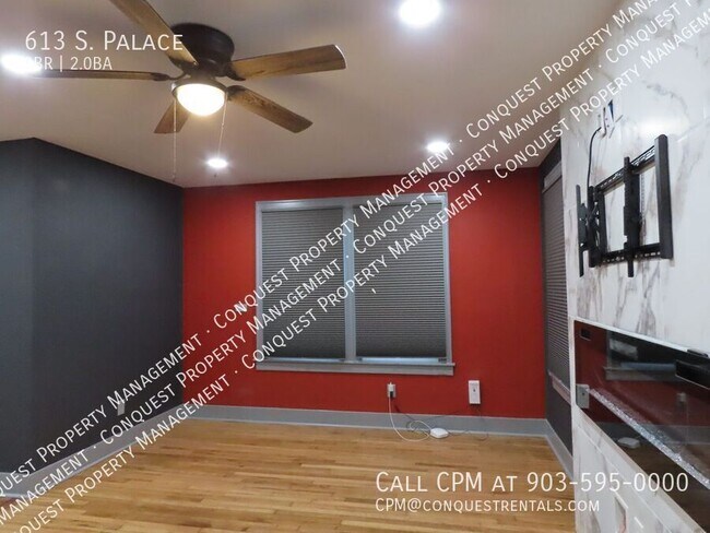 Building Photo - 613 S. Palace-