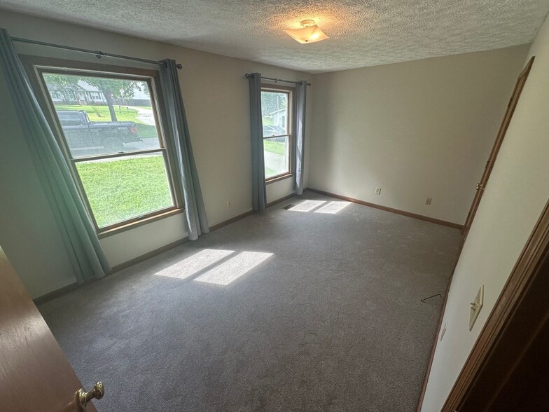 Building Photo - 805 Pebble Cove Rd