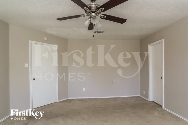 Building Photo - 5330 Quail Tree Ln