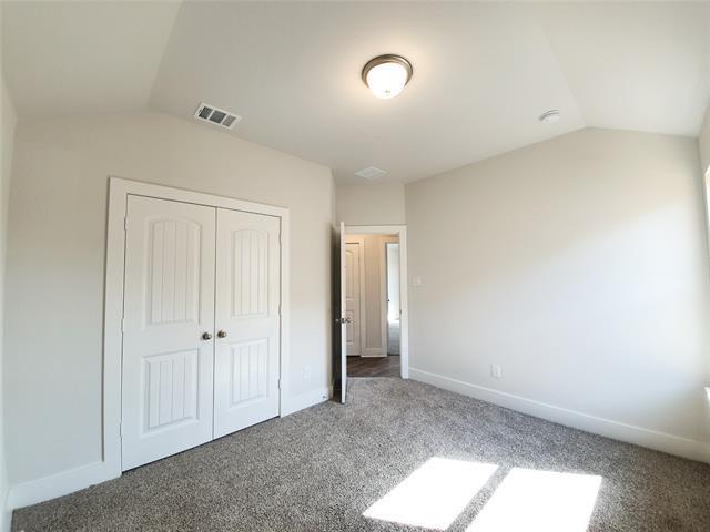 Building Photo - 1409 Black Oak Dr
