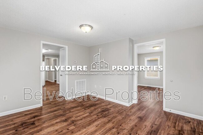 Building Photo - 110 S Raleigh St