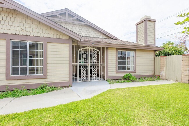 Building Photo - Spacious Single-Story 3-Bedroom Condo with Private Patio and 2-Car Garage