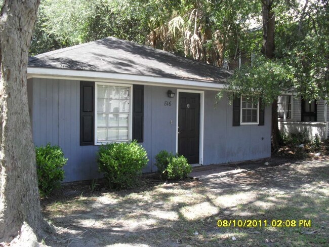 Primary Photo - 816 Gilmore St