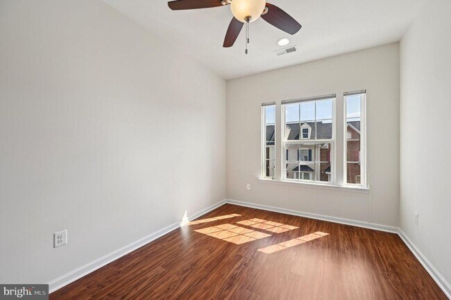 Building Photo - 22448 Bright Sky Dr