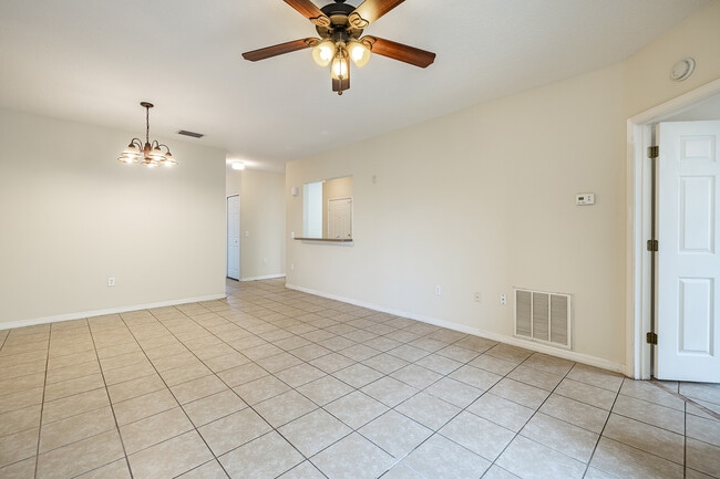Building Photo - 9506 Amberdale Ct
