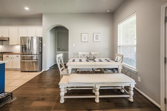 Building Photo - 25227 Hawthorne Blossom Dr