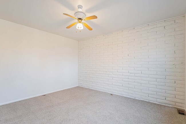 Building Photo - 9574 E Kansas Cir
