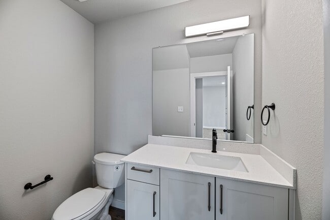 Building Photo - AVAILABLE NOW!  CUL-DE-SAC TRIPLEX LOT LOCATED ON 1-ACRE IN MIDLOTHIAN, TX!