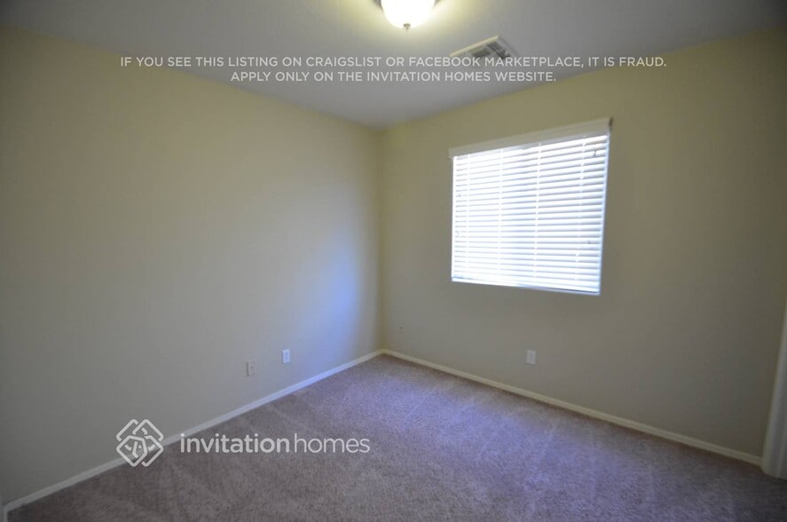 Building Photo - 8323 S 48th Ln