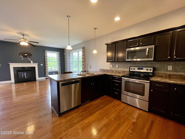 Building Photo - 63 Cypress St