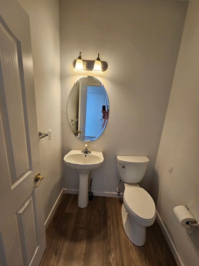 Building Photo - Newly Renovated Two-Story 4BR/2.5BA Home - Chester Area, North Chesterfield