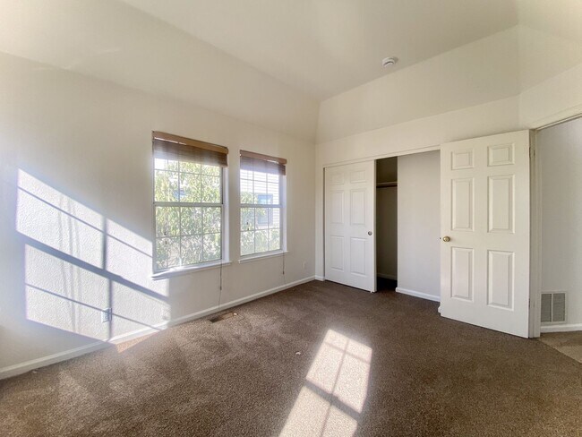 Building Photo - Unique Home with lots of Natural light!! C...