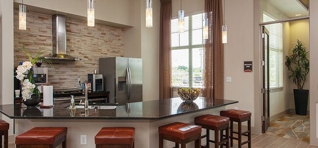 Building Photo - 9520 Spectrum Dr