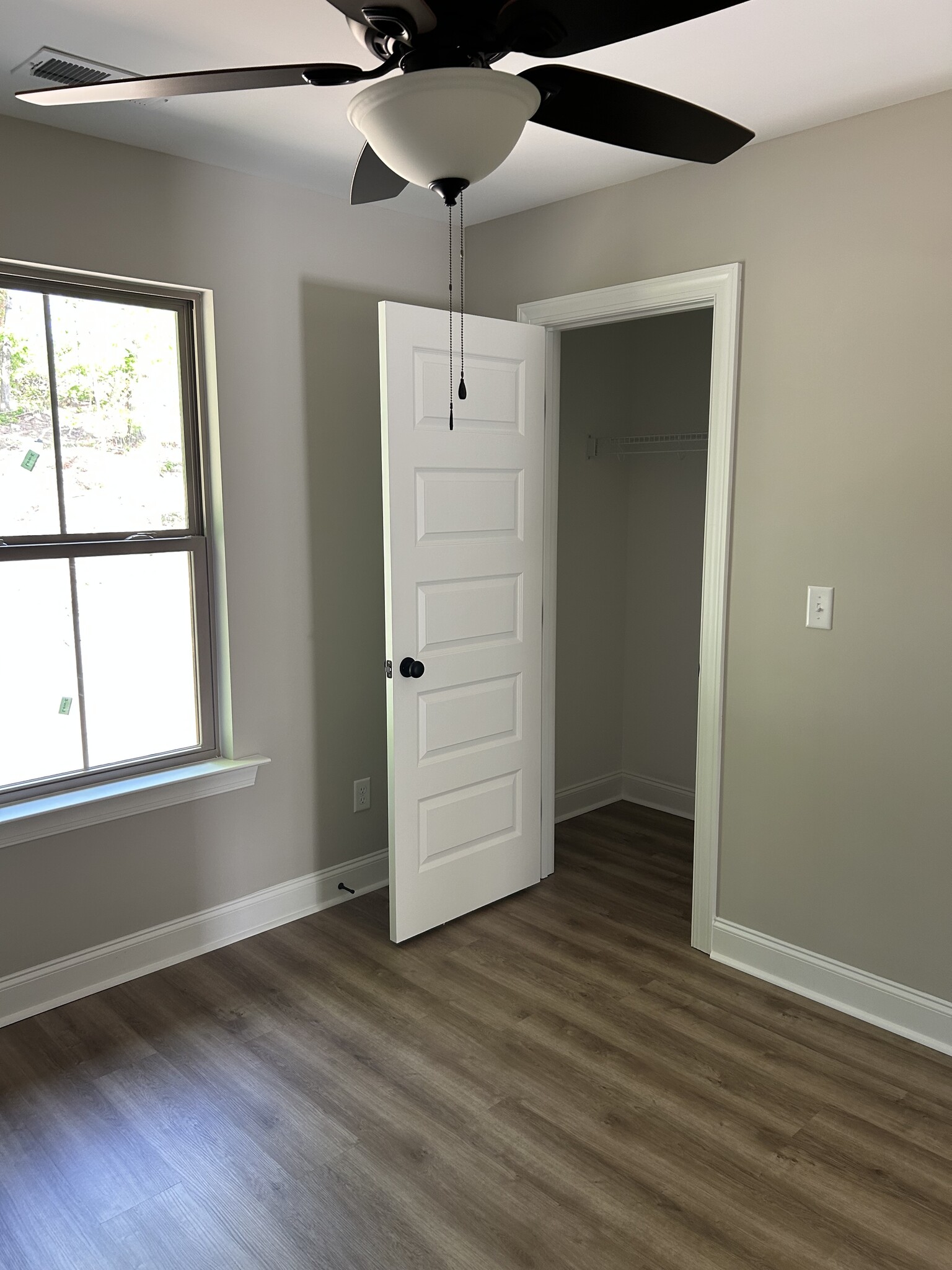 Building Photo - 320 Warrenfells St