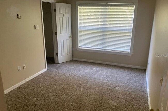 Building Photo - 12755 Sunland Ct