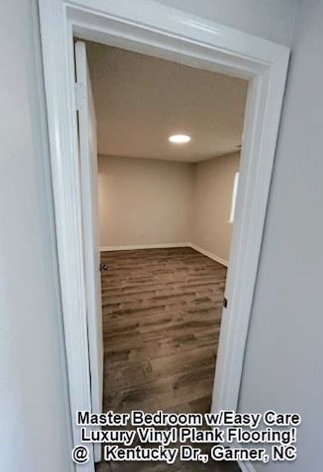 Building Photo - Sleek Renovations! $1335/mo.! 2 Bedroom, 2...