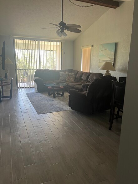 Building Photo - 15770 Windward Way Cir