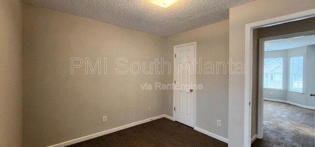 Building Photo - 1873 Carrington Dr