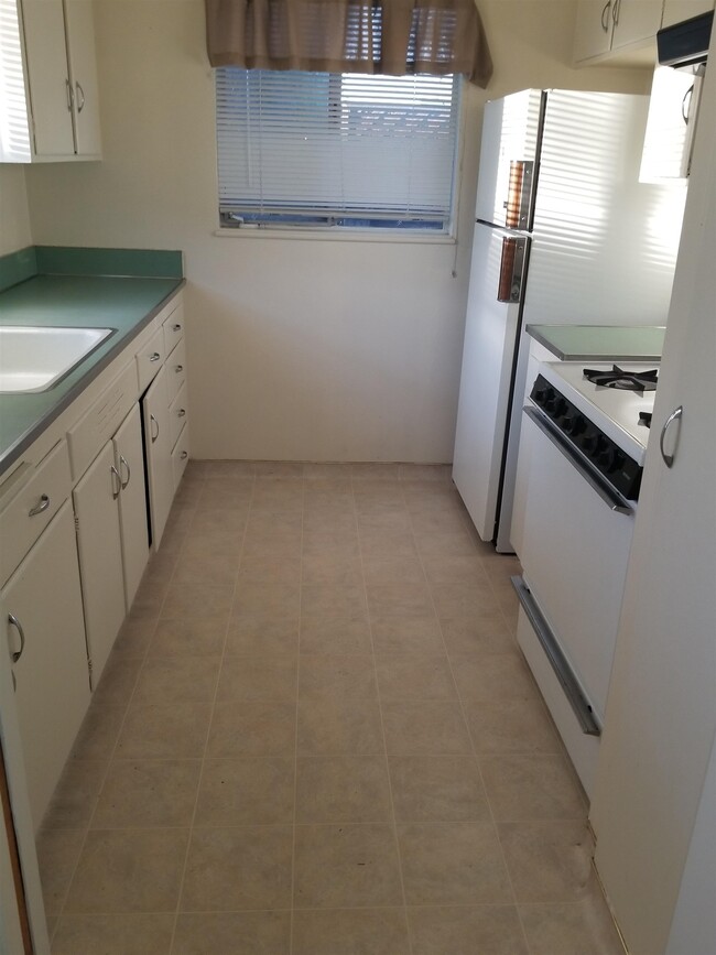 Building Photo - 1738 Fourth St