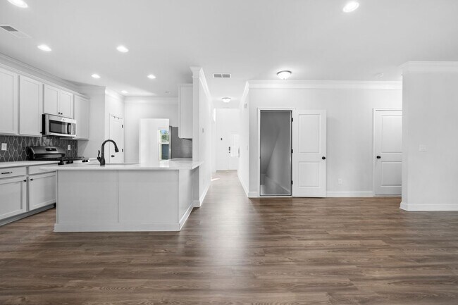 Building Photo - 315 Hudson Chase Ct