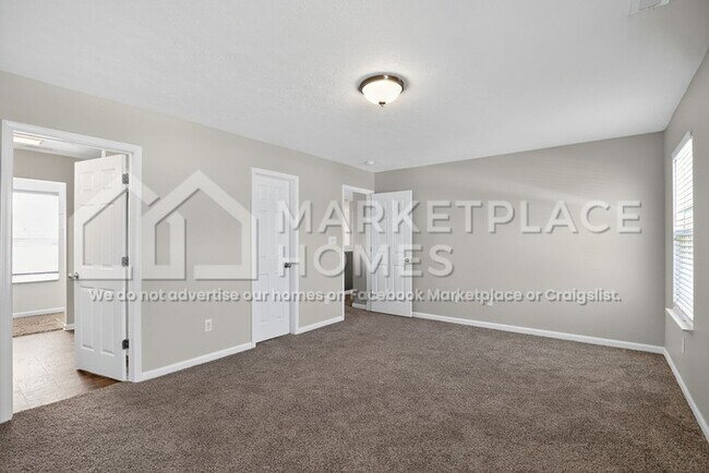 Building Photo - 2498 Apple Tree Ln