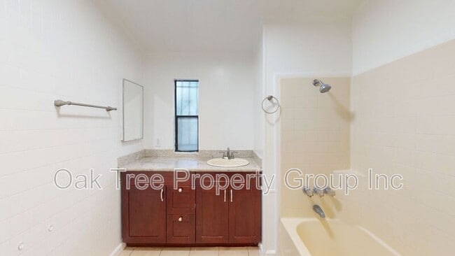 Building Photo - 2219 23rd Ave