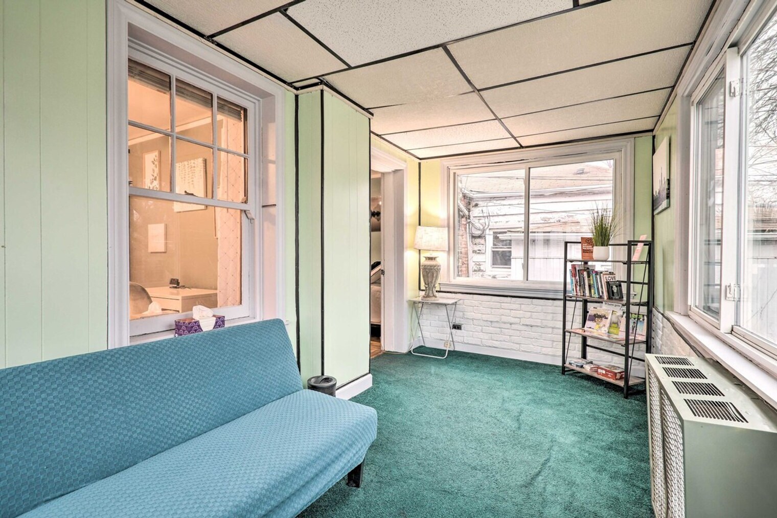 Building Photo - 10431 S Eberhart Ave