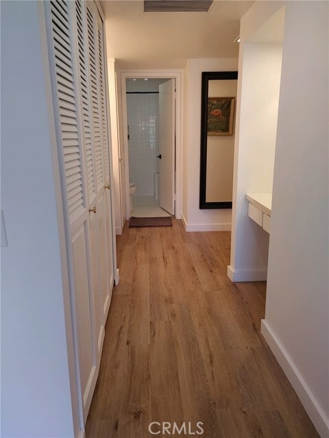 Building Photo - 1421 N Sunrise Way