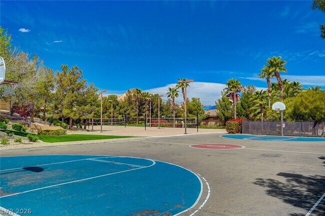 Building Photo - 121 Standing Stone St