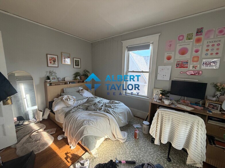 Bedroom 2 - 45 Cherokee St