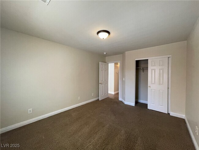 Building Photo - 6224 Dara St