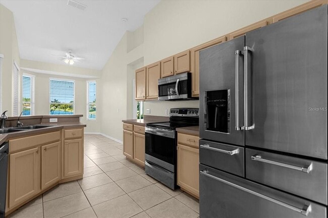 Building Photo - 13131 Luxbury Loop