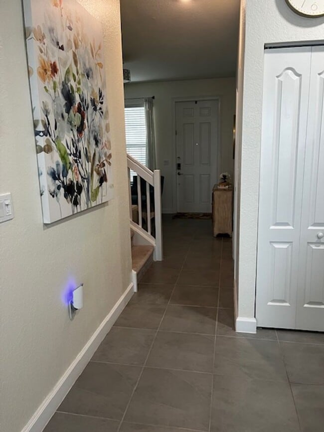 Building Photo - Move-in ready townhome in Verona Trace! This newer 3BR/3BA home!!!