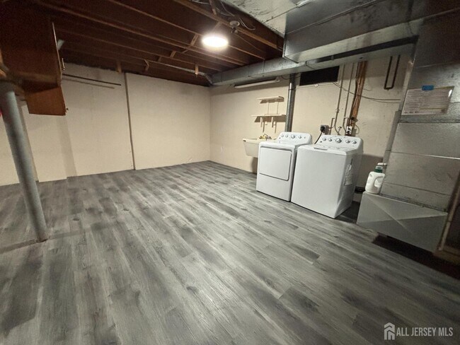 Building Photo - 21 Teaberry Dr