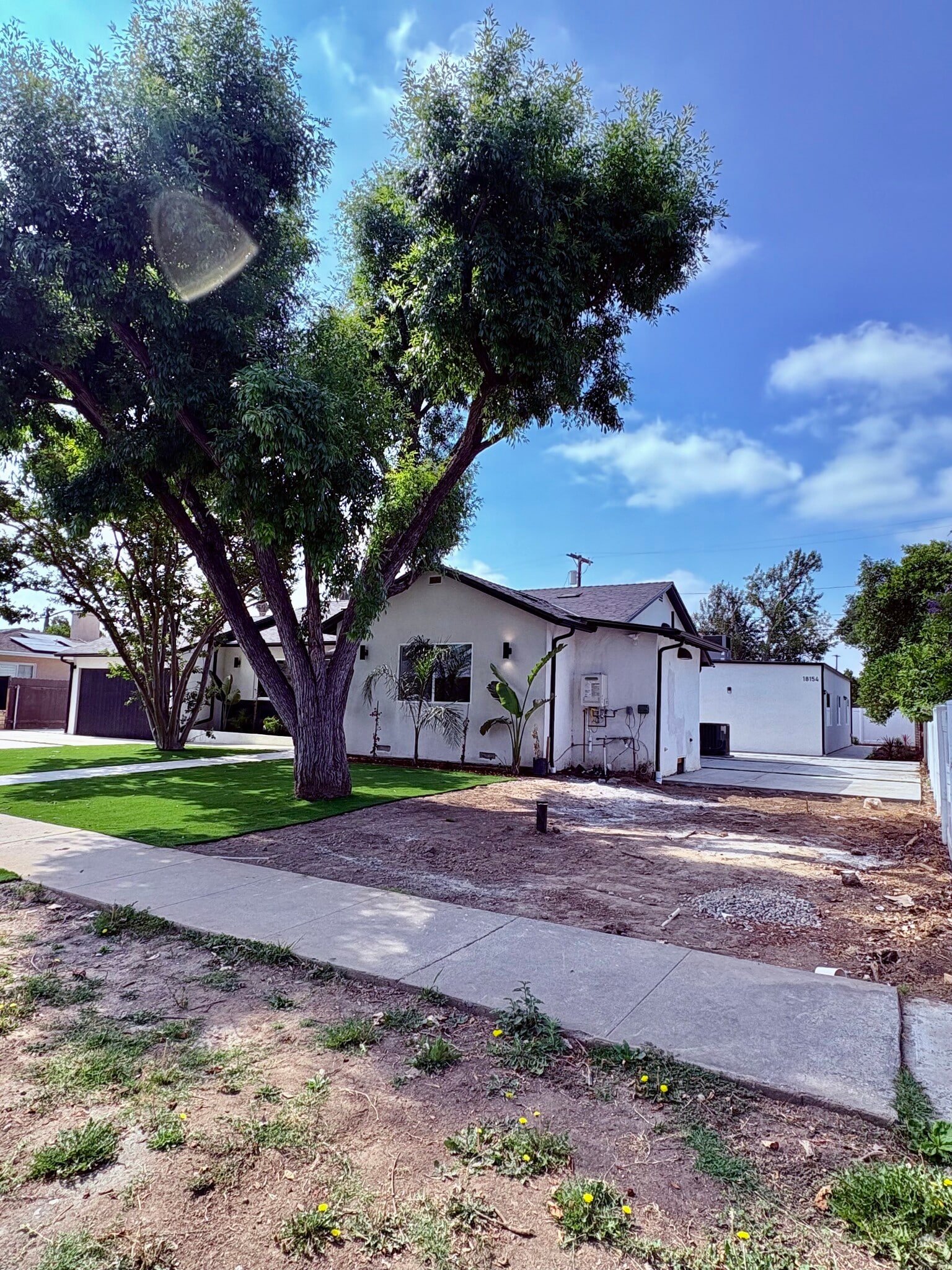 Building Photo - 18152 Sunburst St