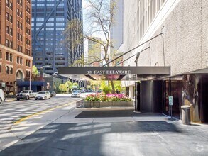 Building Photo - 200 E Delaware Pl