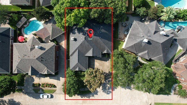 Building Photo - 14215 Scarborough Fair St