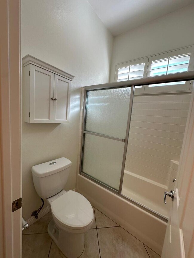 Building Photo - 110 Francesca Ct