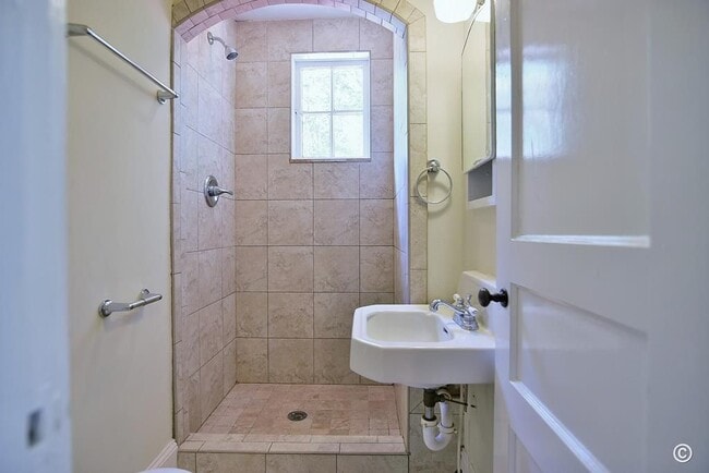 Building Photo - 1639 17th Ave