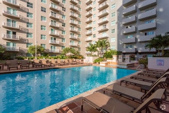 Building Photo - Camden Brickell