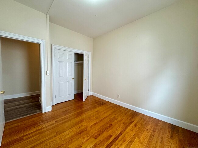 Building Photo - 251 Black Rock Ave