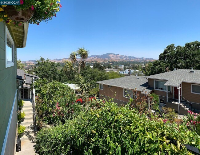 Building Photo - 1672 Terrace Road,Walnut Crk