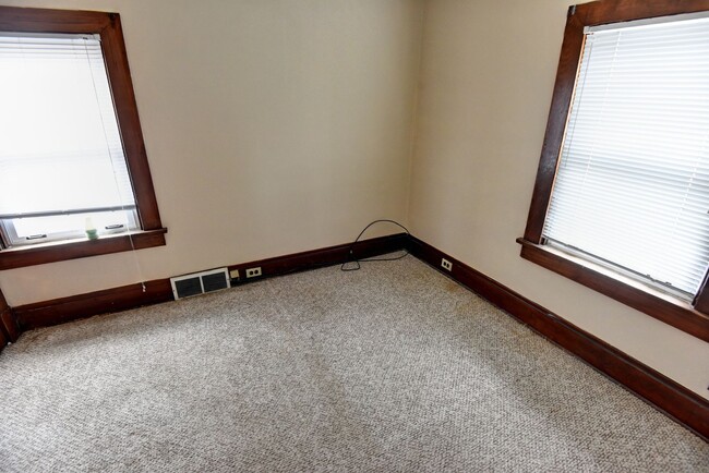 Building Photo - Single-Family Home for Rent in Greensburg, PA